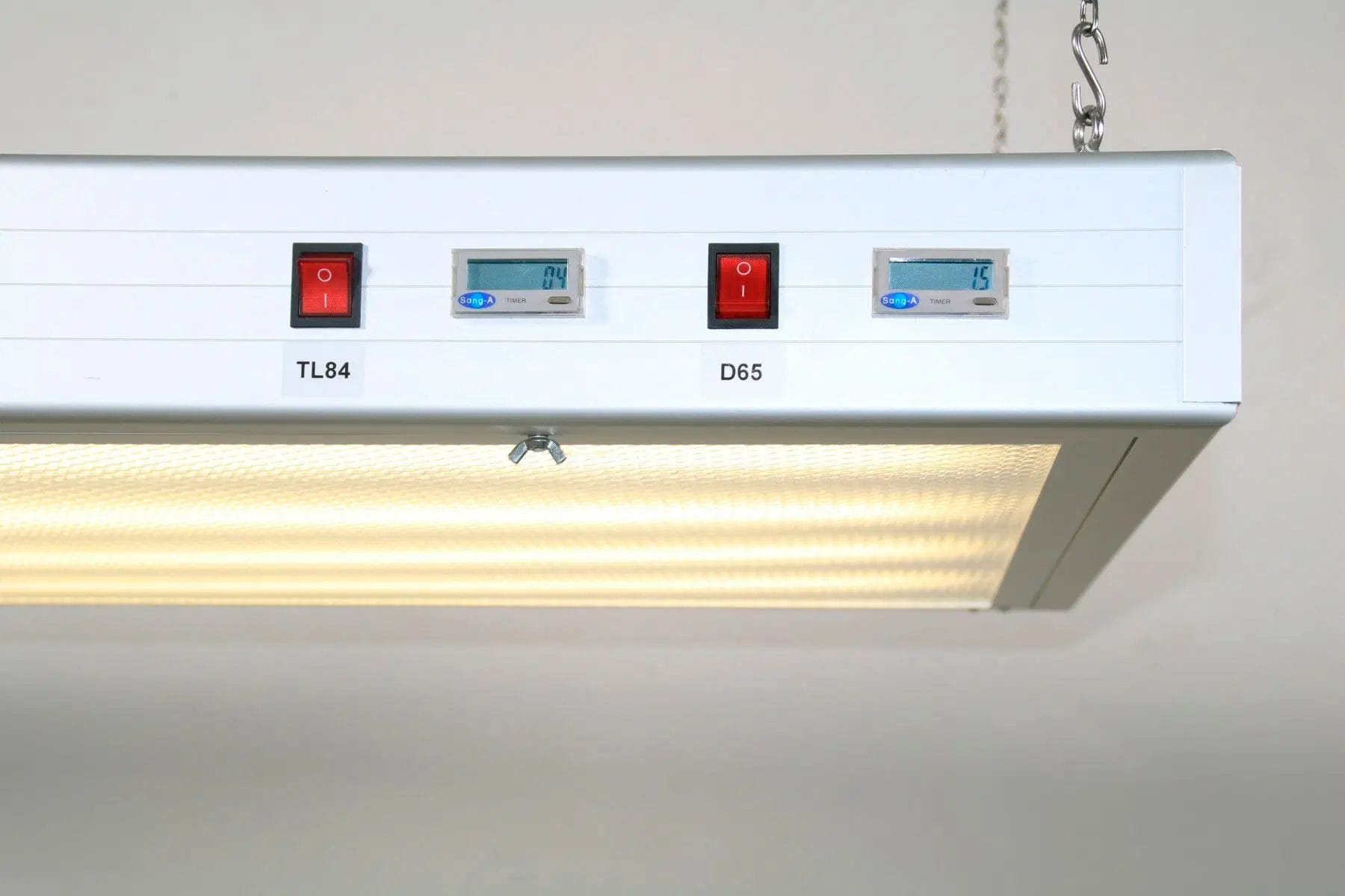 Boîte à lumière colorée suspendue YR05533// YR05535 – 1