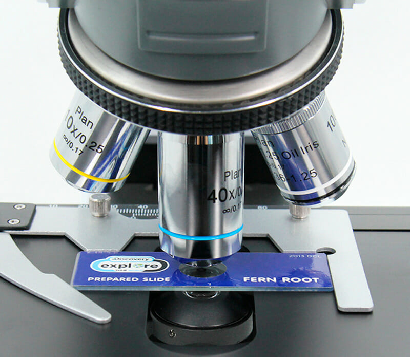 Microscope de laboratoire trinoculaire YR0231 – 2