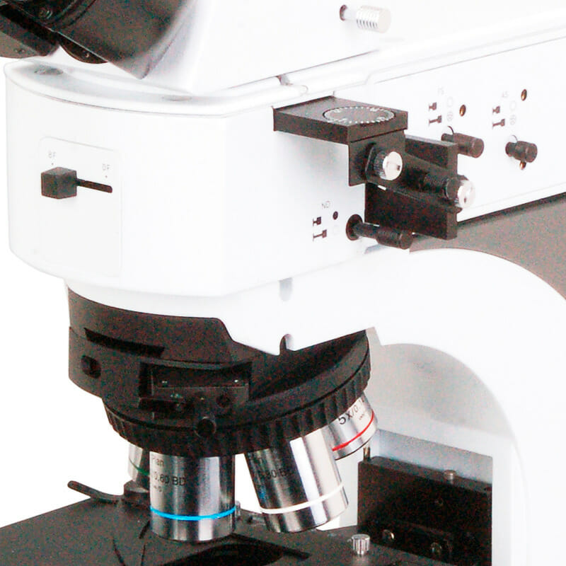 Microscope métallurgique YR0256 – 3